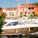 شقة Renove Avec Climatisation Et Internet, Port - Fr-1-868-7 غريمو